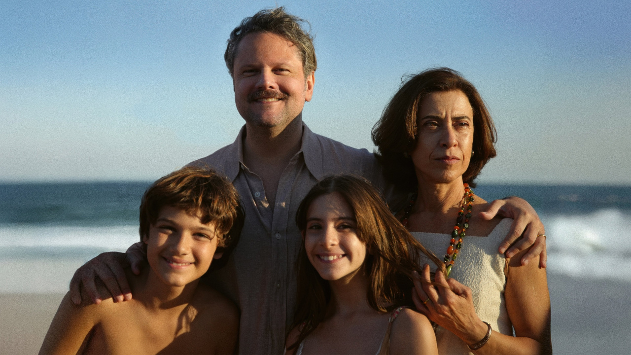 im still here family photo